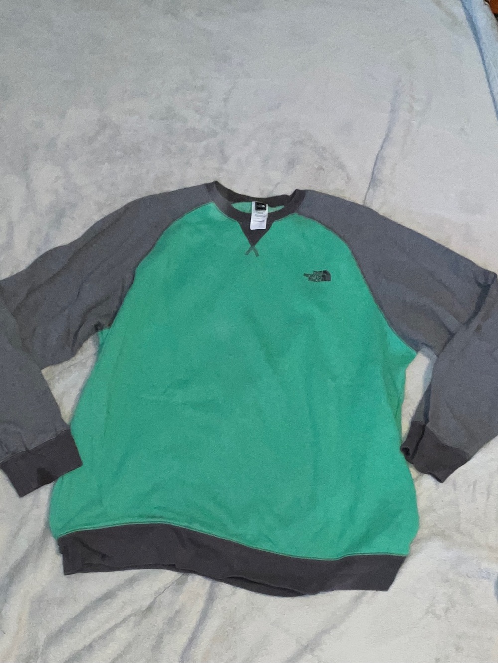 The North Face Men's Raglan Crewneck Sweatshirt - Teal Green & Gray